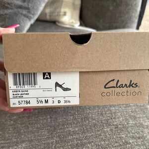 Clarks Ambry Shine Black Leather Pumps